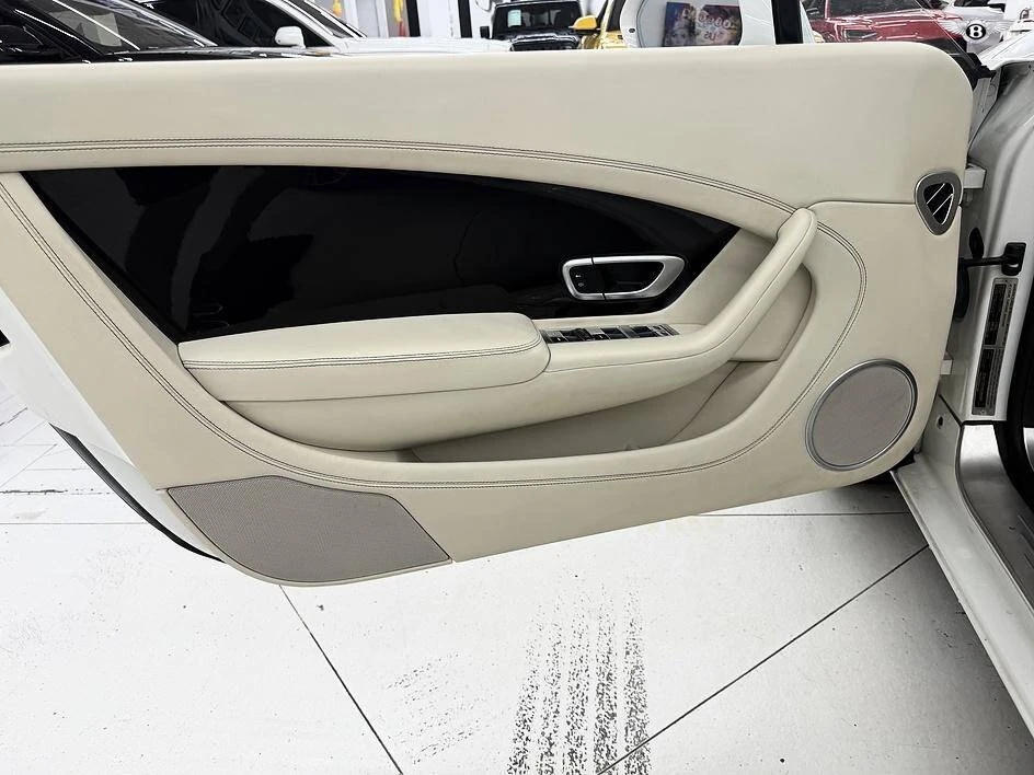 2014 Bentley Continental GT 2nd Gen - Image 19 of 20