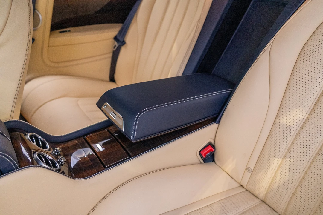 2014 Bentley Continental GT 2nd Gen - Image 29 of 31