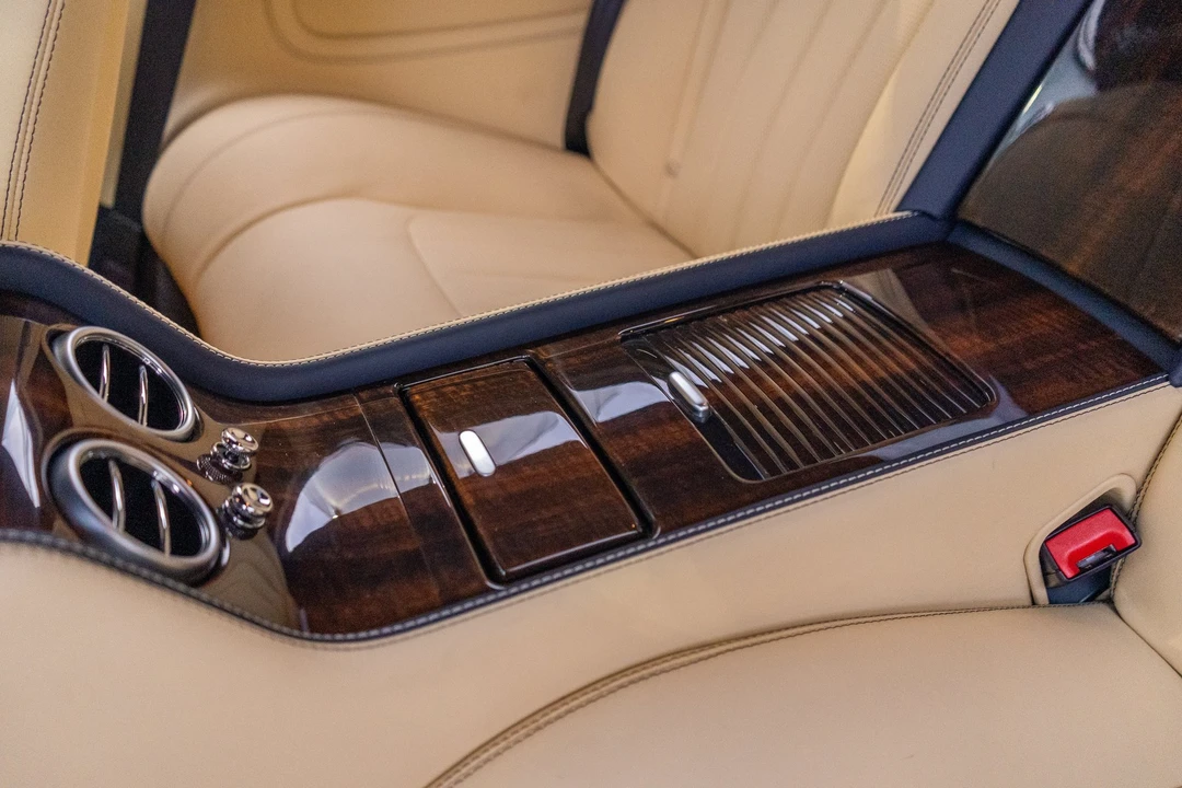 2014 Bentley Continental GT 2nd Gen - Image 28 of 31