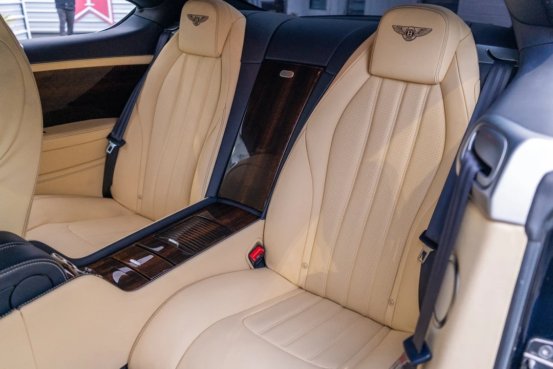 2014 Bentley Continental GT 2nd Gen - Image 27 of 31