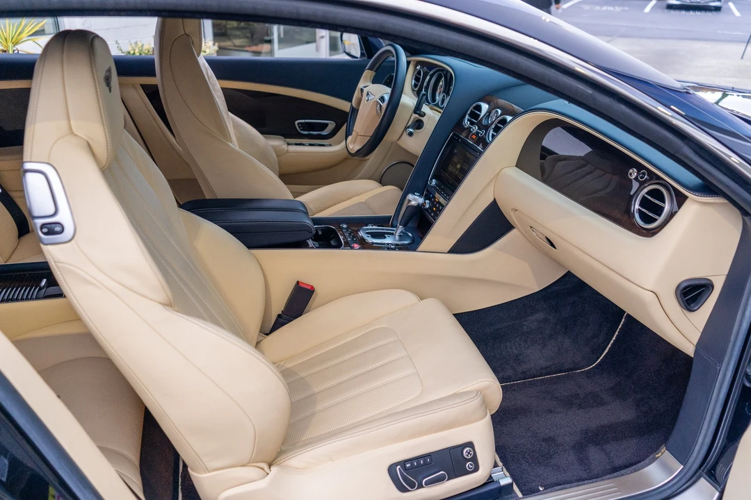 2014 Bentley Continental GT 2nd Gen - Image 31 of 31
