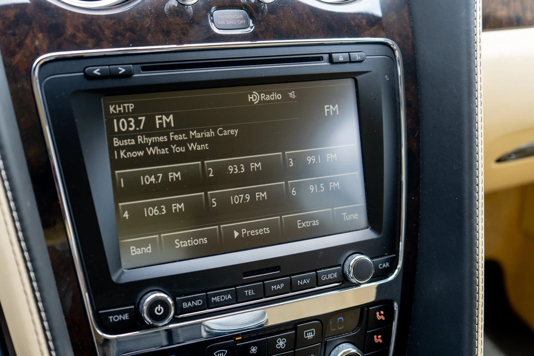 2014 Bentley Continental GT 2nd Gen - Image 16 of 31