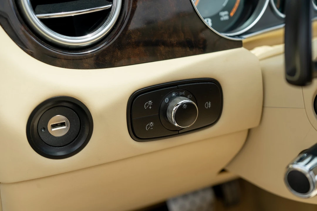 2014 Bentley Continental GT 2nd Gen - Image 12 of 31
