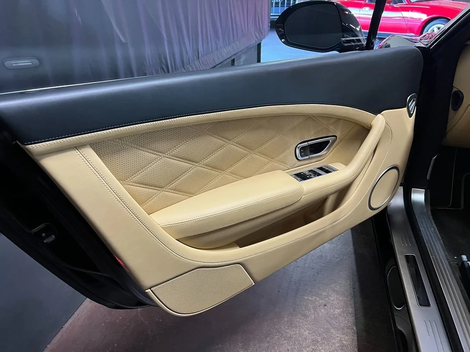 2014 Bentley Continental GTC - Image 21 of 21