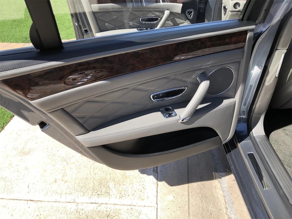 2014 Bentley Continental Flying Spur - Image 26 of 31