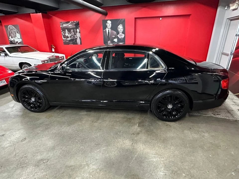 2014 Bentley - Image 23 of 31