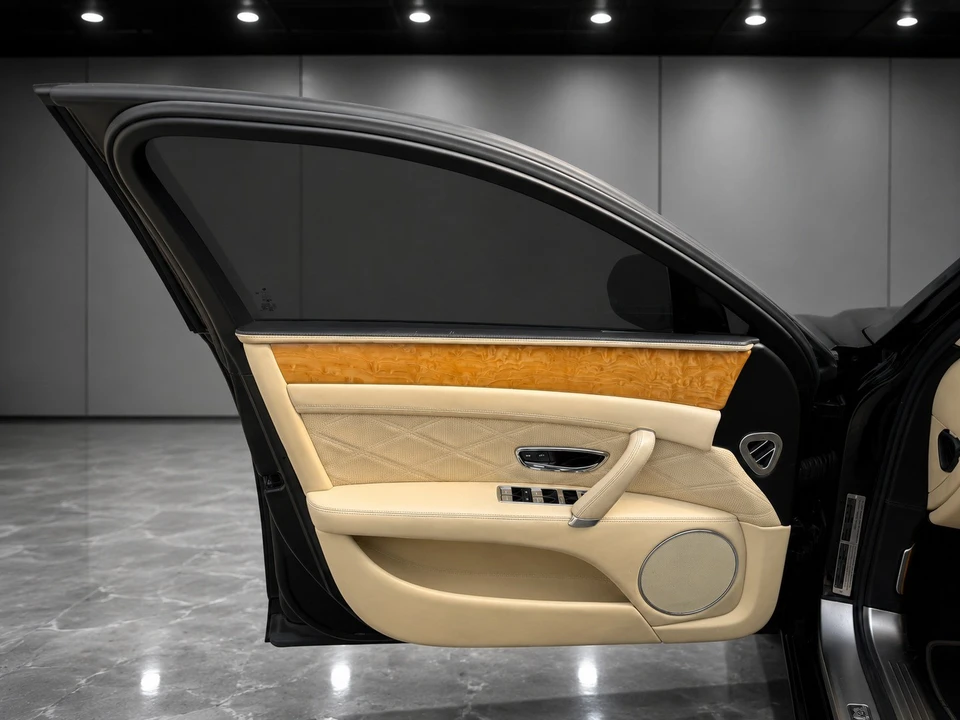 2014 Bentley Continental Flying Spur - Image 7 of 31