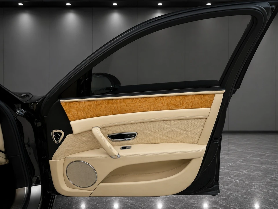 2014 Bentley Continental Flying Spur - Image 24 of 31