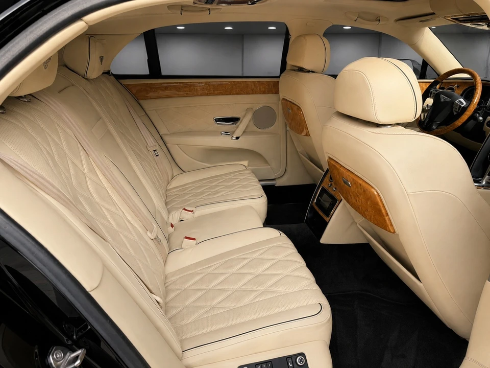 2014 Bentley Continental Flying Spur - Image 17 of 31