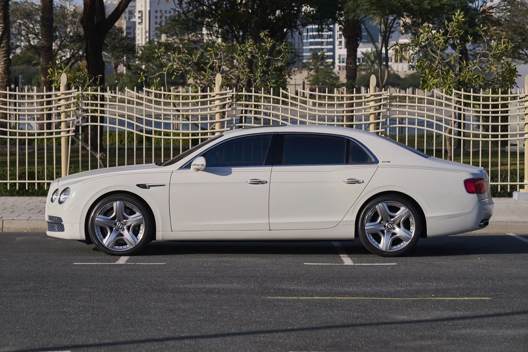 2014 Bentley Continental Flying Spur - Image 4 of 31
