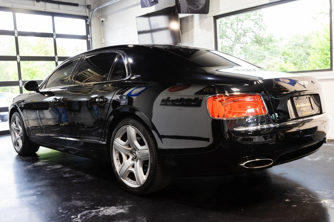 2014 Bentley - Image 10 of 31
