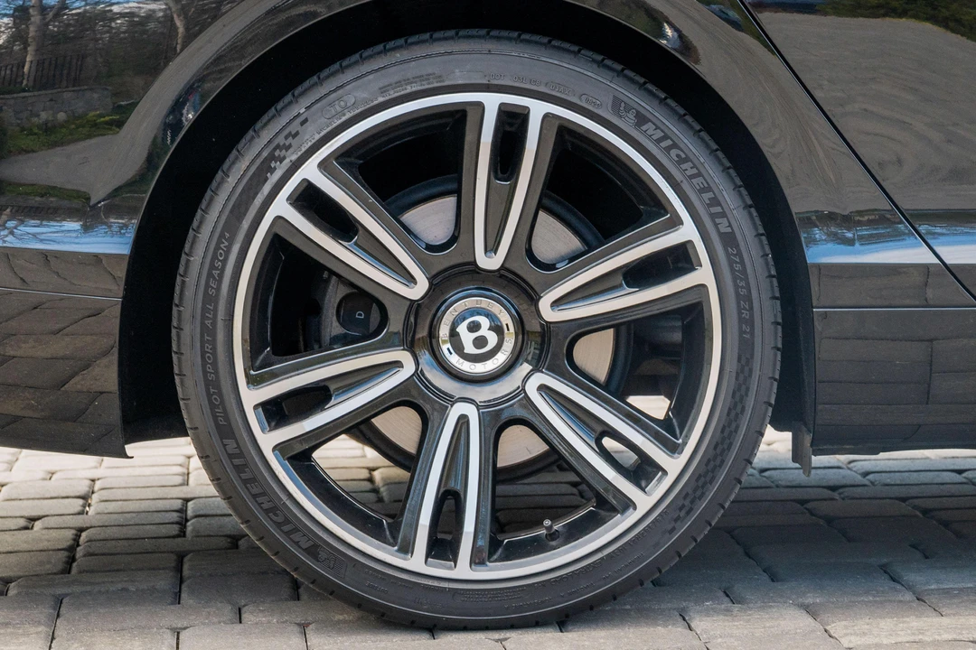 2014 Bentley Continental Flying Spur - Image 24 of 31