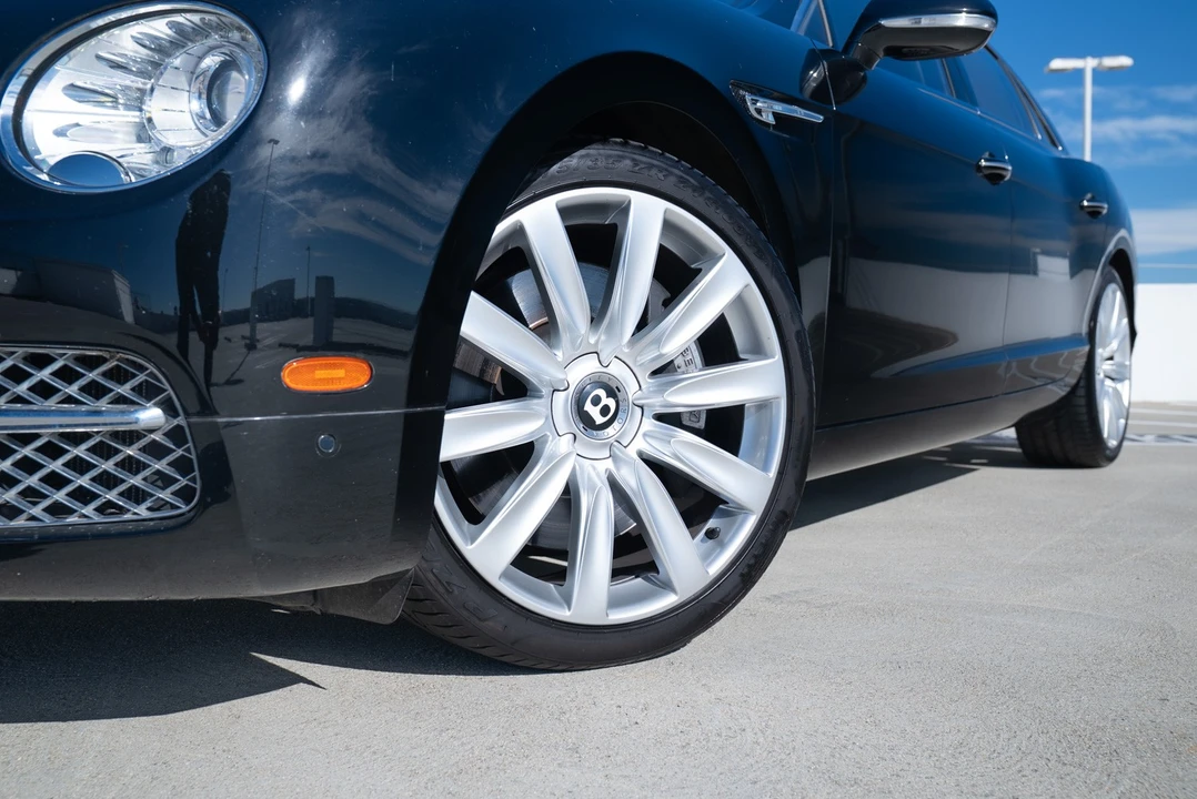 2014 Bentley Continental Flying Spur - Image 2 of 21