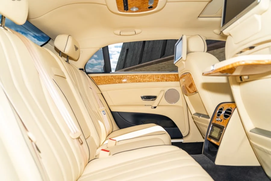 2014 Bentley Continental Flying Spur - Image 24 of 31
