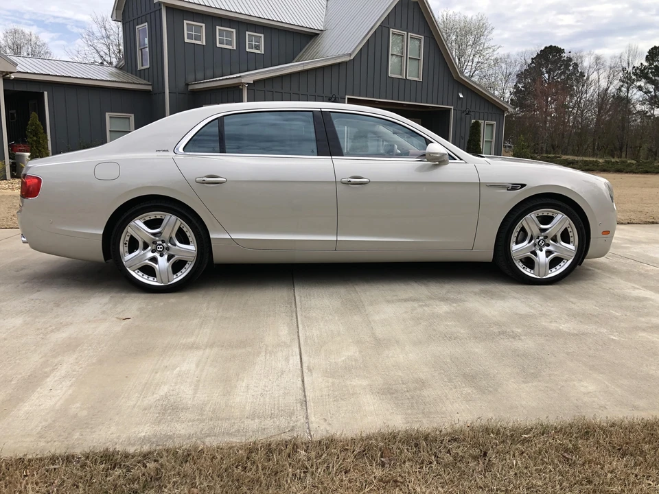 2014 Bentley Continental Flying Spur - Image 14 of 31