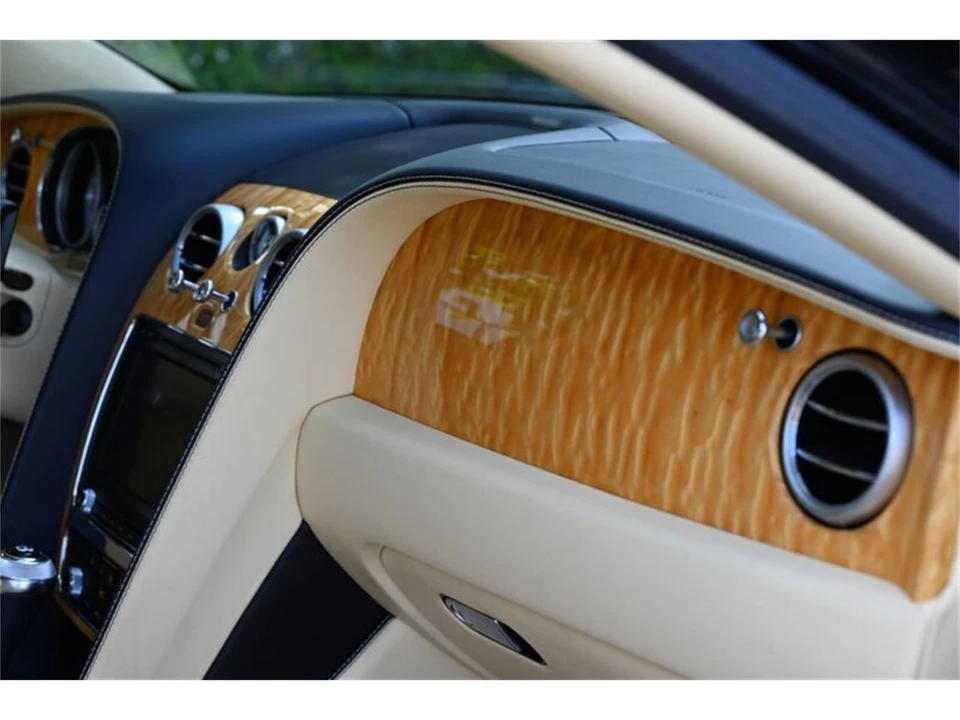 2014 Bentley Continental Flying Spur - Image 25 of 31