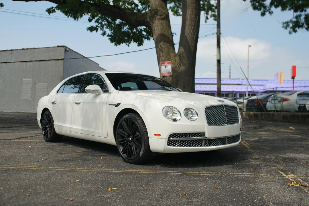 2014 Bentley Continental Flying Spur - Image 13 of 31