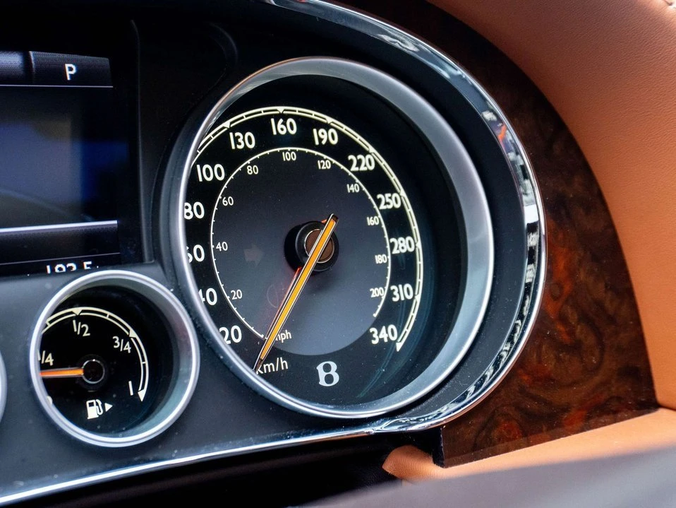 2014 Bentley Continental Flying Spur - Image 17 of 20