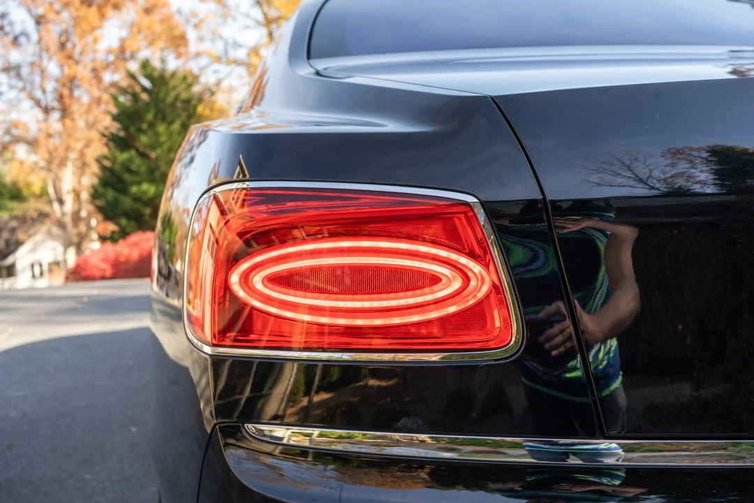 2014 Bentley Continental Flying Spur - Image 18 of 31
