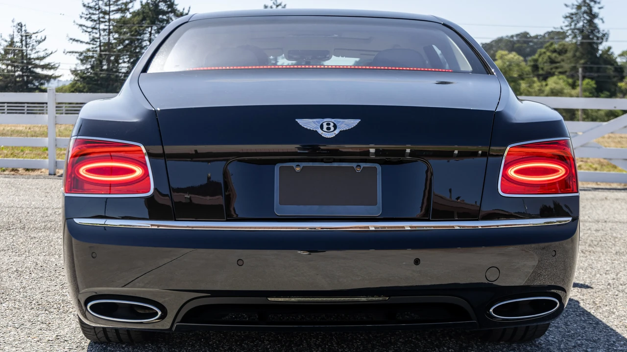 2014 Bentley Continental Flying Spur - Image 13 of 31