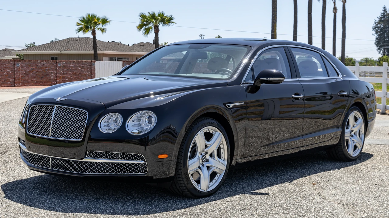 2014 Bentley Continental Flying Spur - Image 9 of 31