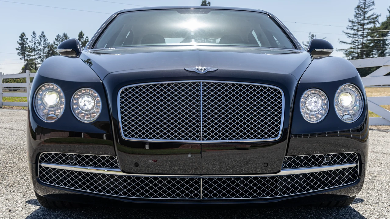 2014 Bentley Continental Flying Spur - Image 10 of 31