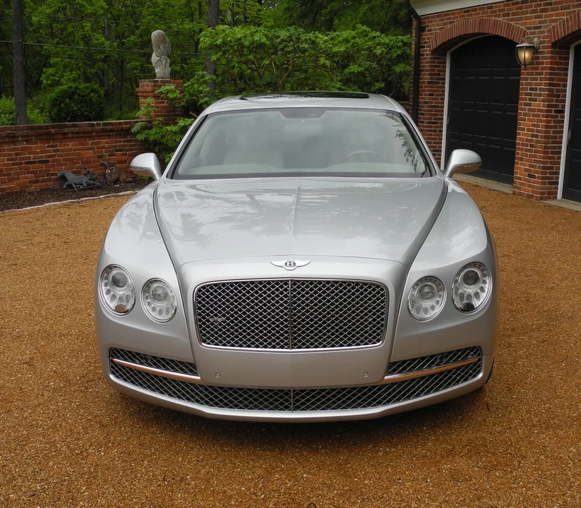 2014 Bentley Continental Flying Spur - Image 2 of 31