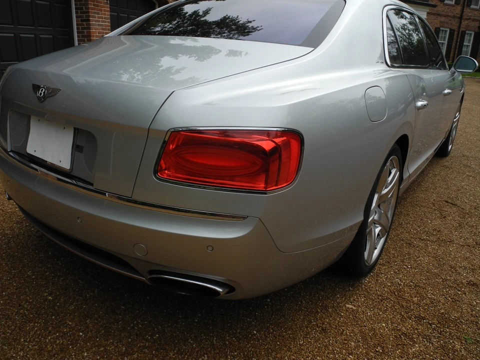2014 Bentley Continental Flying Spur - Image 24 of 31