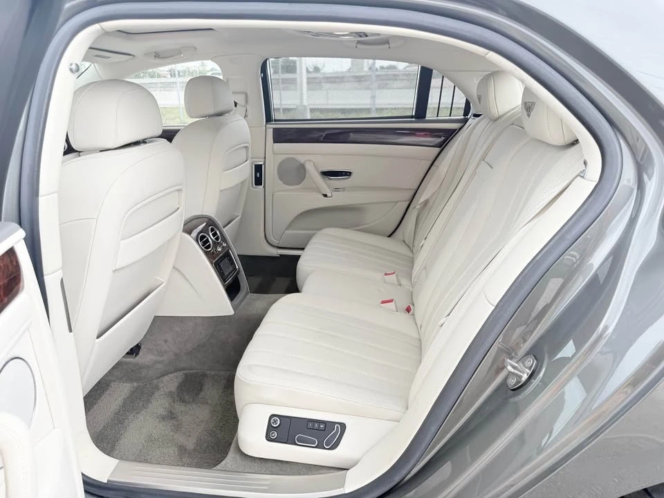 2014 Bentley Continental Flying Spur - Image 16 of 20