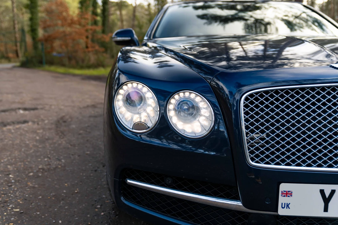 2014 Bentley Continental Flying Spur - Image 18 of 31