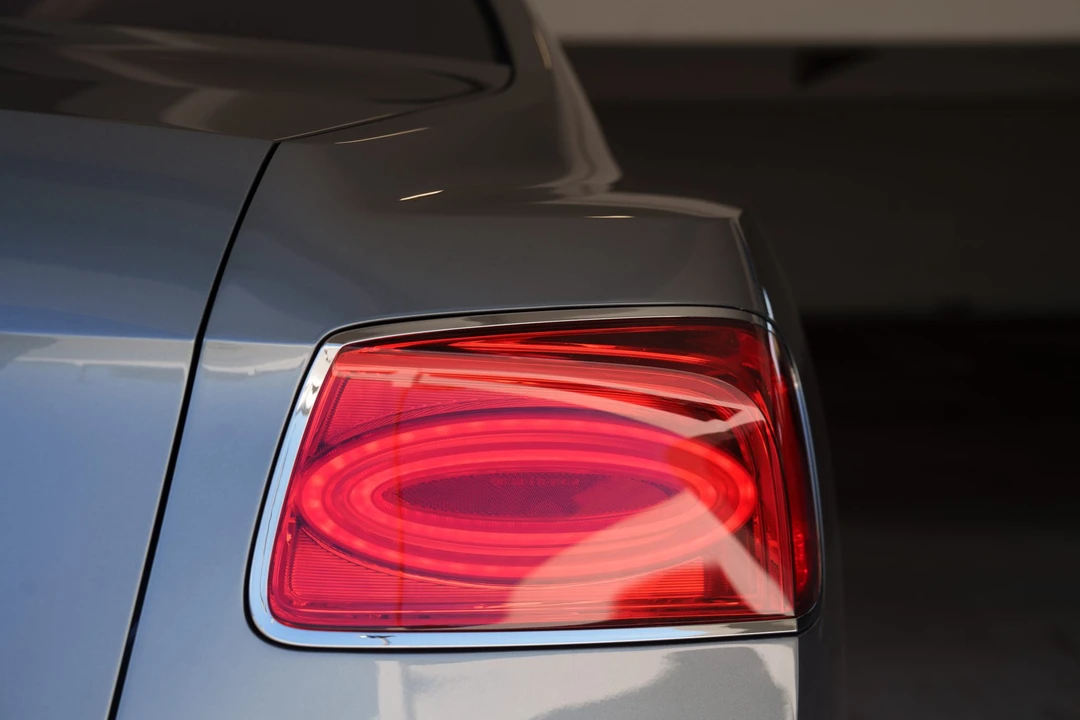 2014 Bentley Continental Flying Spur - Image 24 of 31