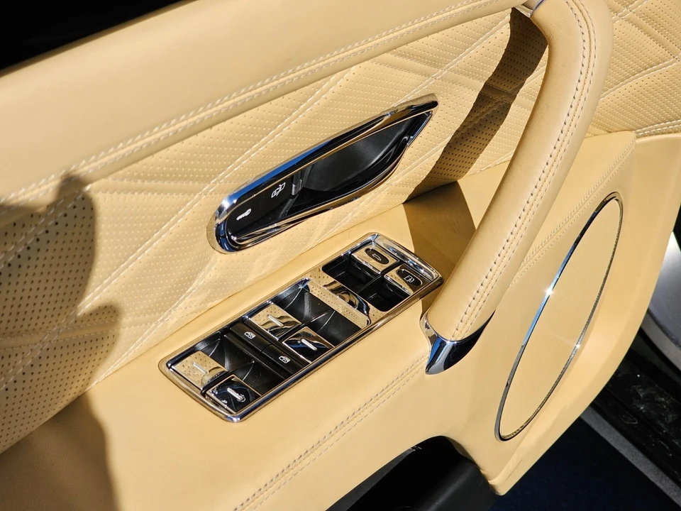 2014 Bentley Continental Flying Spur - Image 10 of 21