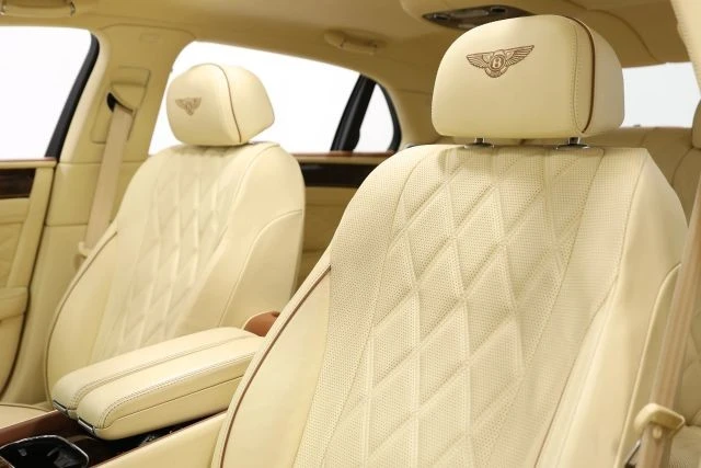 2014 Bentley Continental Flying Spur - Image 18 of 31