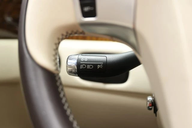 2014 Bentley Continental Flying Spur - Image 27 of 31