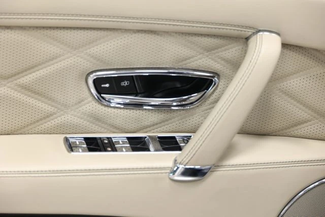 2014 Bentley Continental - Image 12 of 31