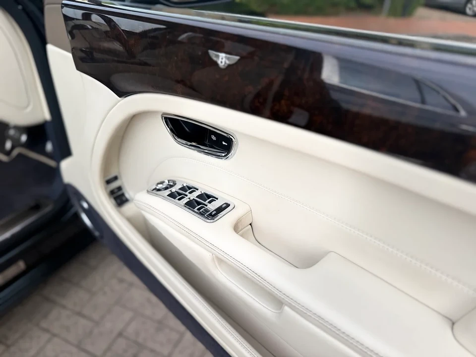 2014 Bentley Mulsanne 2nd Gen - Image 27 of 31