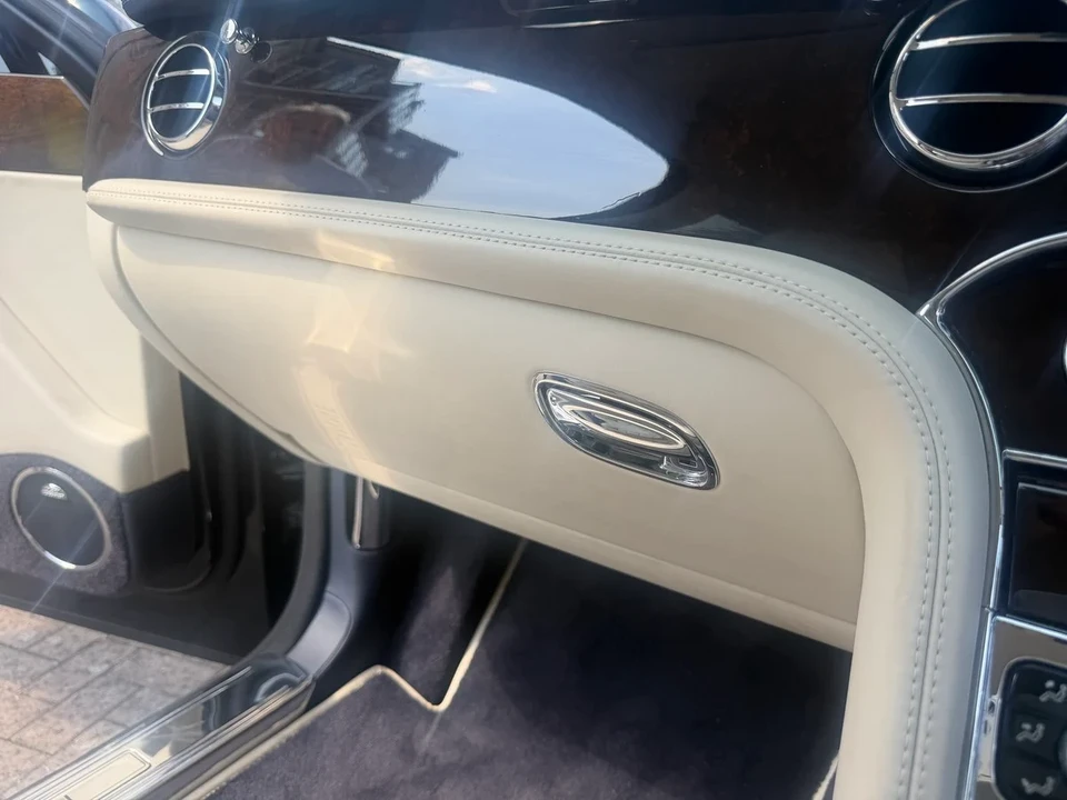 2014 Bentley Mulsanne 2nd Gen - Image 29 of 31