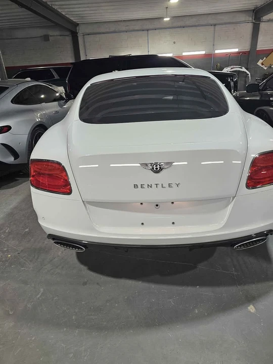 2014 Bentley Continental GT 2nd Gen - Image 18 of 18