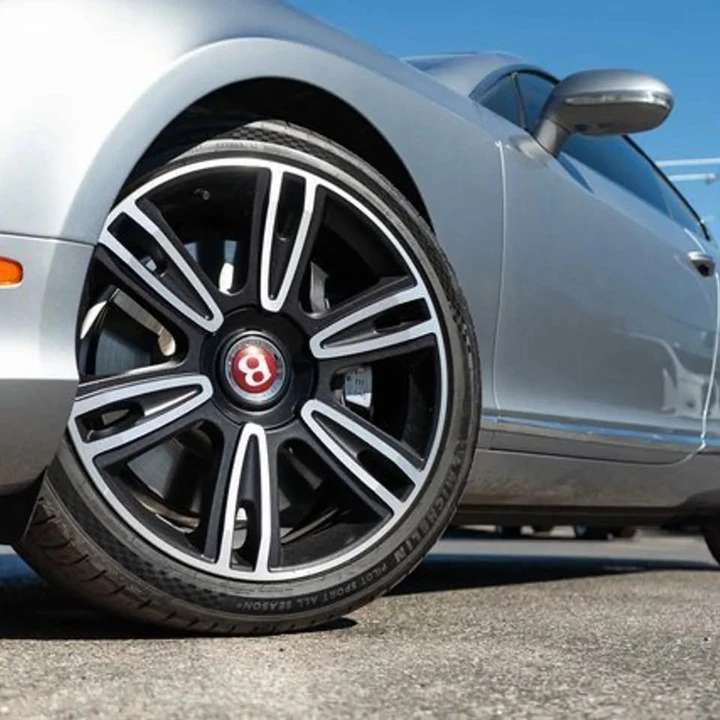 2014 Bentley Continental GT V8 2nd Gen - Image 2 of 18