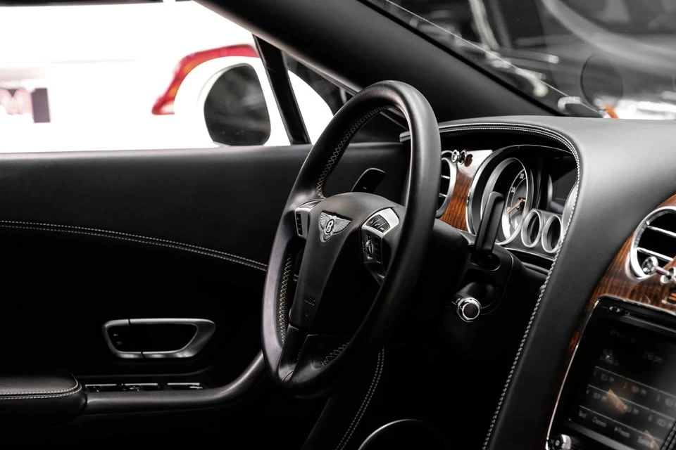 2014 Bentley Continental GTC - Image 18 of 19