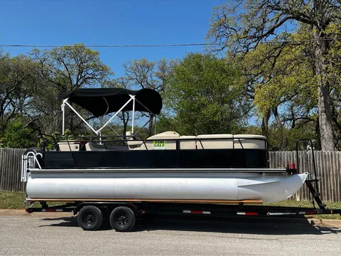 2014 Bentley Encore Cruise SE Pontoon