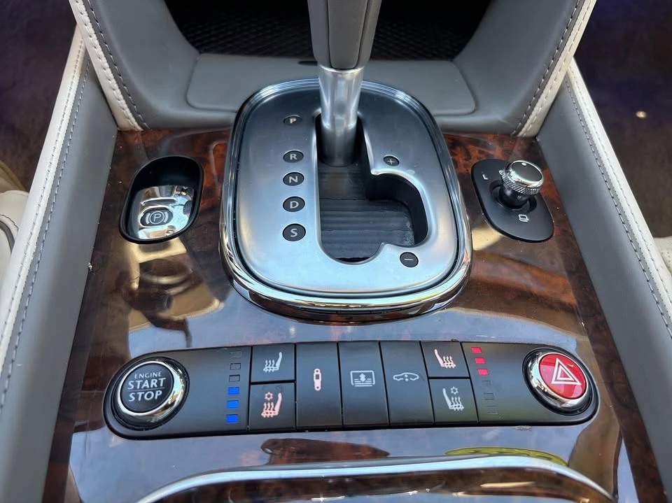 2014 Bentley Continental Flying Spur - Image 14 of 19