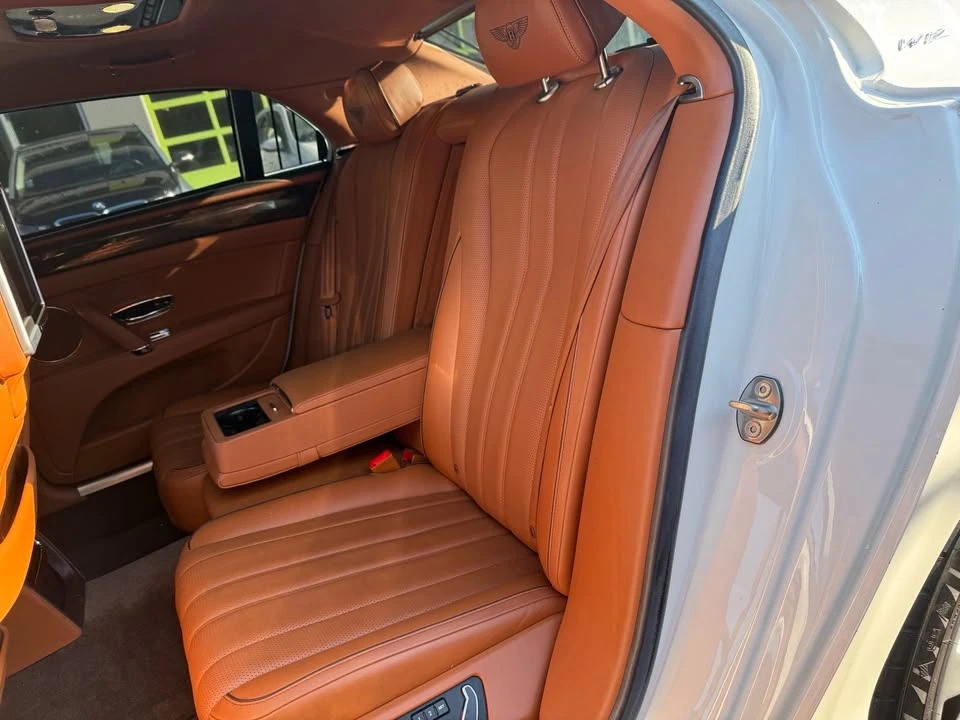 2014 Bentley Continental Flying Spur - Image 10 of 18
