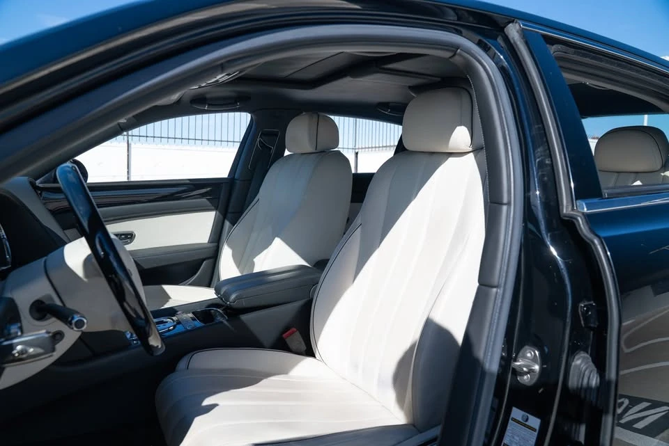 2014 Bentley Continental Flying Spur - Image 8 of 17