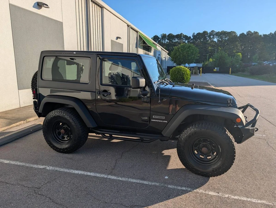 2014 Jeep - Image 3 of 13