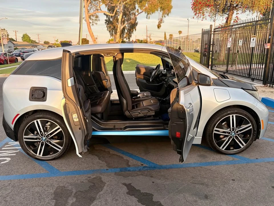 2014 BMW i3 - Image 8 of 10