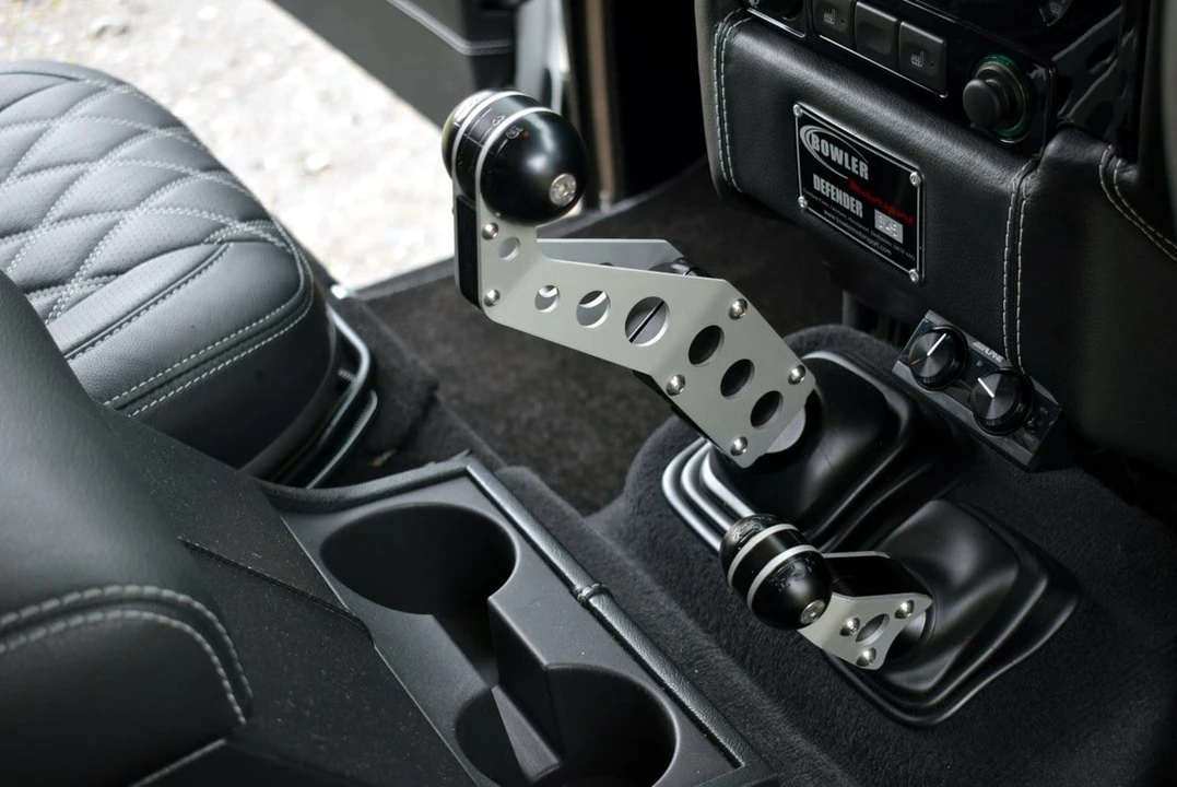 2014 Land Rover Defender 90 - Image 29 of 30