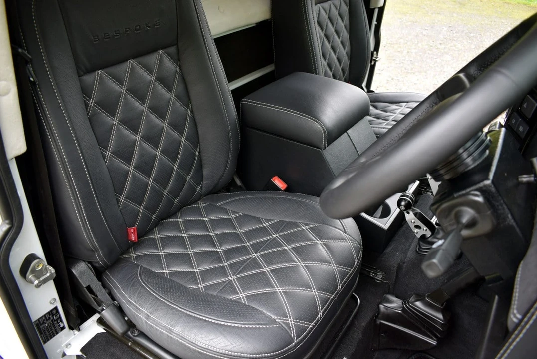 2014 Land Rover Defender 90 - Image 26 of 30