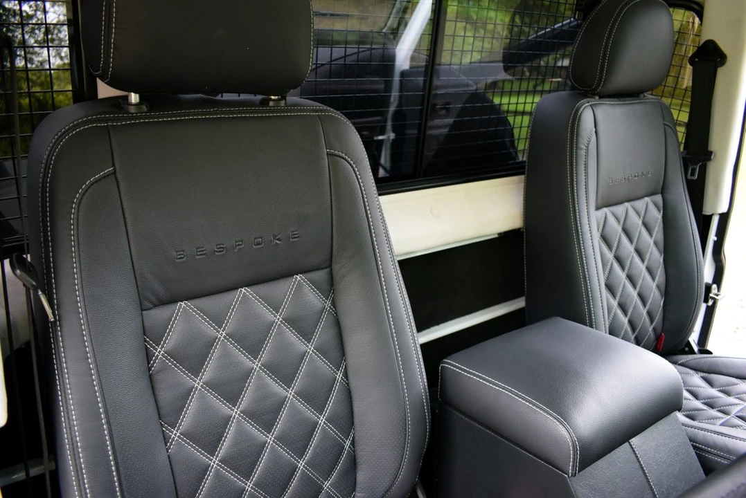2014 Land Rover Defender 90 - Image 27 of 30