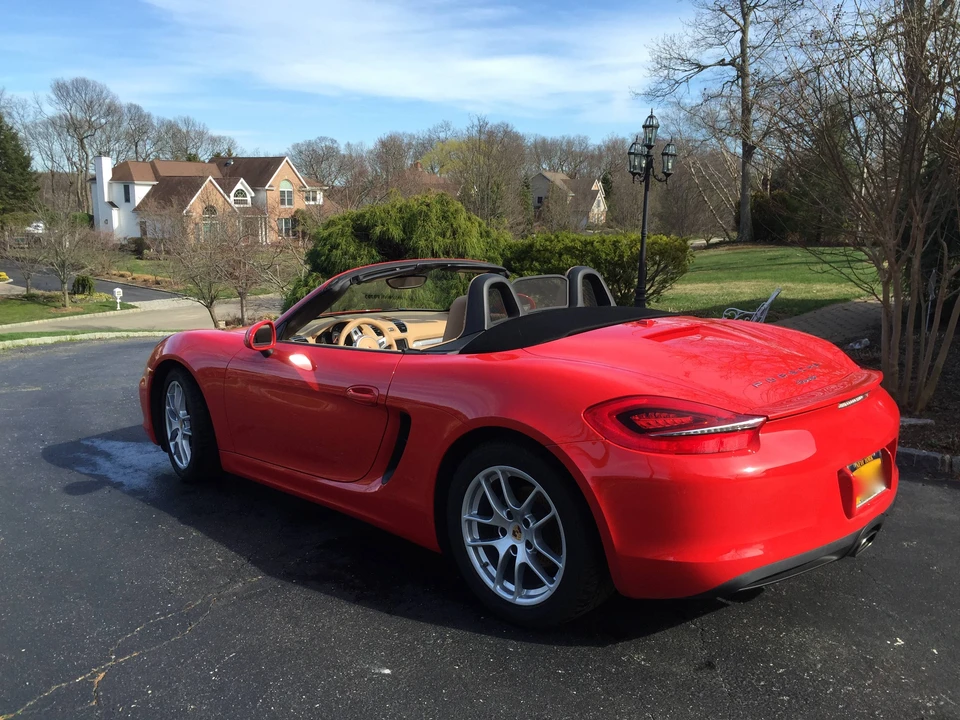 2014 Porsche 981 Boxster - Image 14 of 24